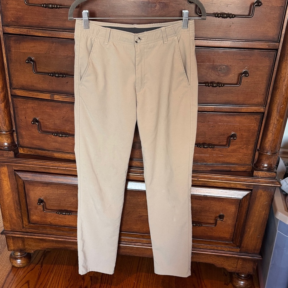 Chaps Boys Performance Khaki Chinos size 18.